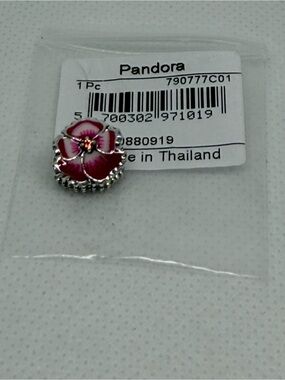 Pandora Pink Pansy Flower Charm- 790777C01